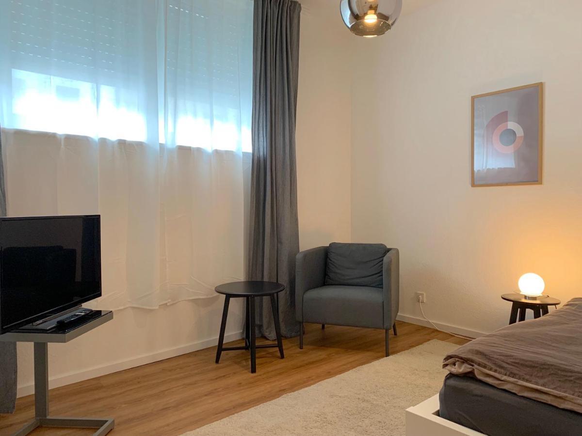 Alles Komplett - 2 Schlafzimmer, Grosse Kueche, Bad Köln Eksteriør bilde
